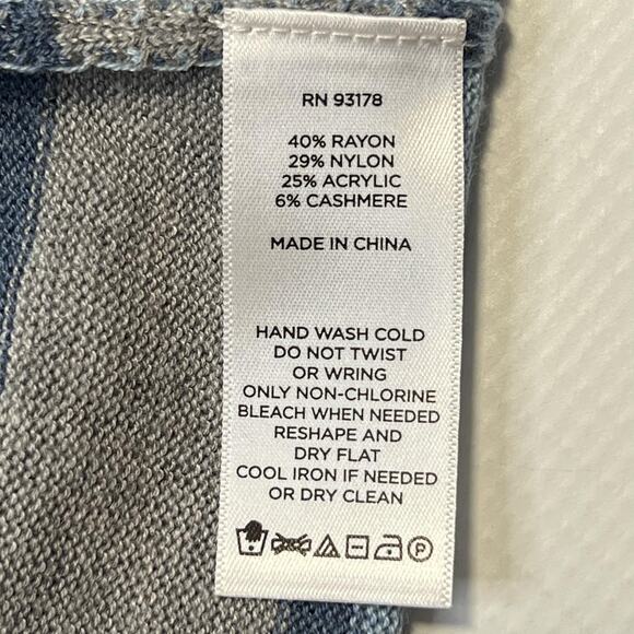 Laurie Felt Cardigan Womens Medium Blue Gray Striped Long Cashmere blend Pockets - Picture 4 of 8